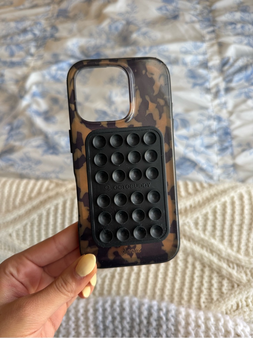 MagSafe iPhone 16 Pro Case w/ Octobuddy